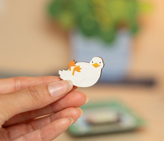 DON'T WORRY DUCK PIN/MAGNET