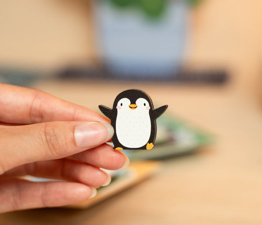 POSITIVE PENGUIN PIN/MAGNET