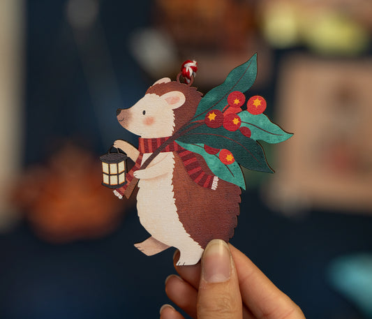 HEDGEHOG & LANTERN WOODEN CHRISTMAS DECORATION