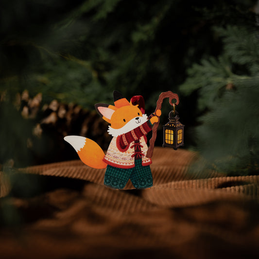 BADGER & HANGING LANTERN CHRISTMAS DECORATION