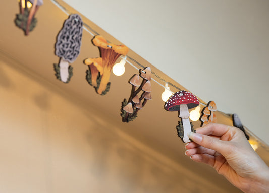 MAKE YOUR OWN MUSHROOMS OF THE BRITISH ISLES GARLAND