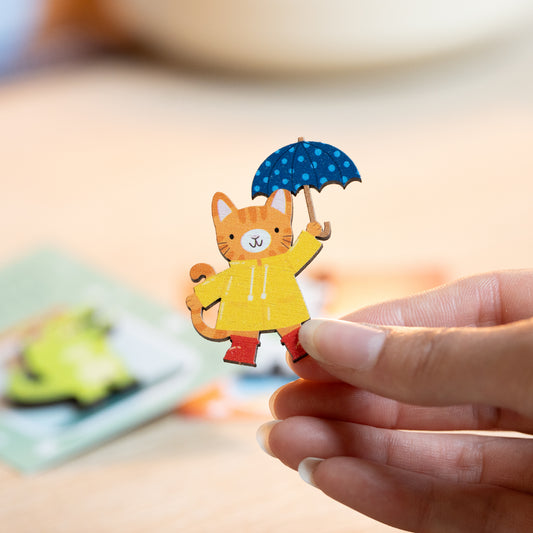 RAINY DAY CAT PIN/MAGNET