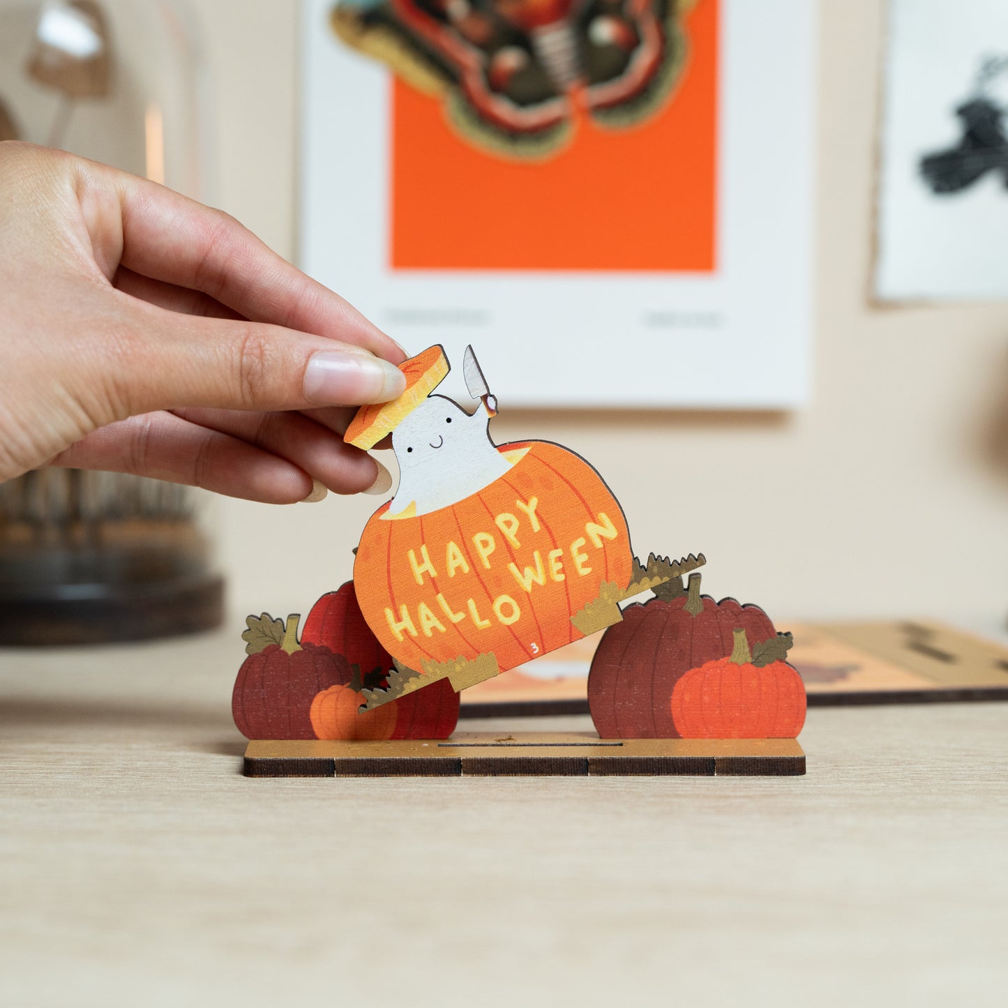 WHOLESALE - HAPPY HALLOWEEN GHOST WOODEN POP OUT CARD - PACK OF 8