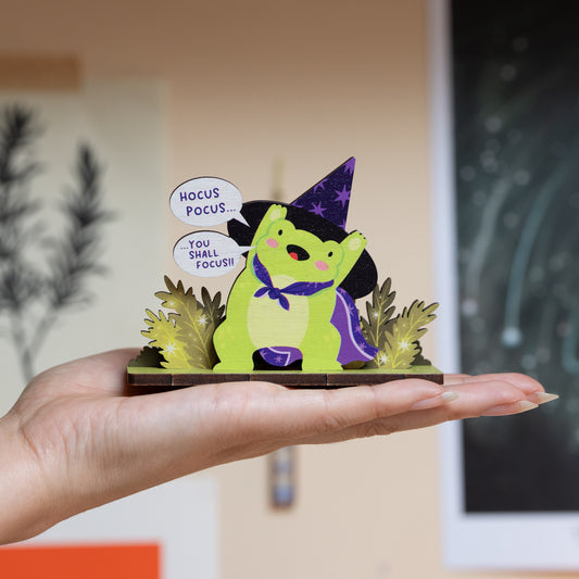 HOCUS POCUS YOU SHALL FOCUS FROG DESK COMPANION