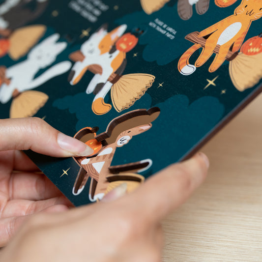 MAKE YOUR OWN FLYING KITTENS HALLOWEEN GARLAND