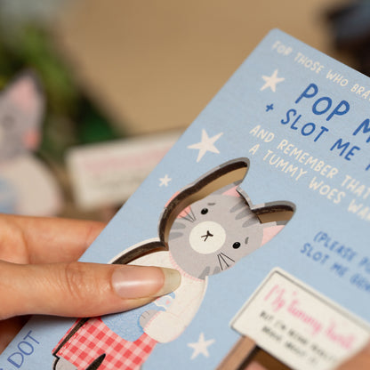 MY TUMMY HURTS BUT I'M BEING REALLY BRAVE ABOUT IT DESK COMPANION