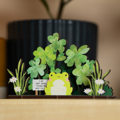 PLEASE BE NICE TO ME FROG DESK COMPANION