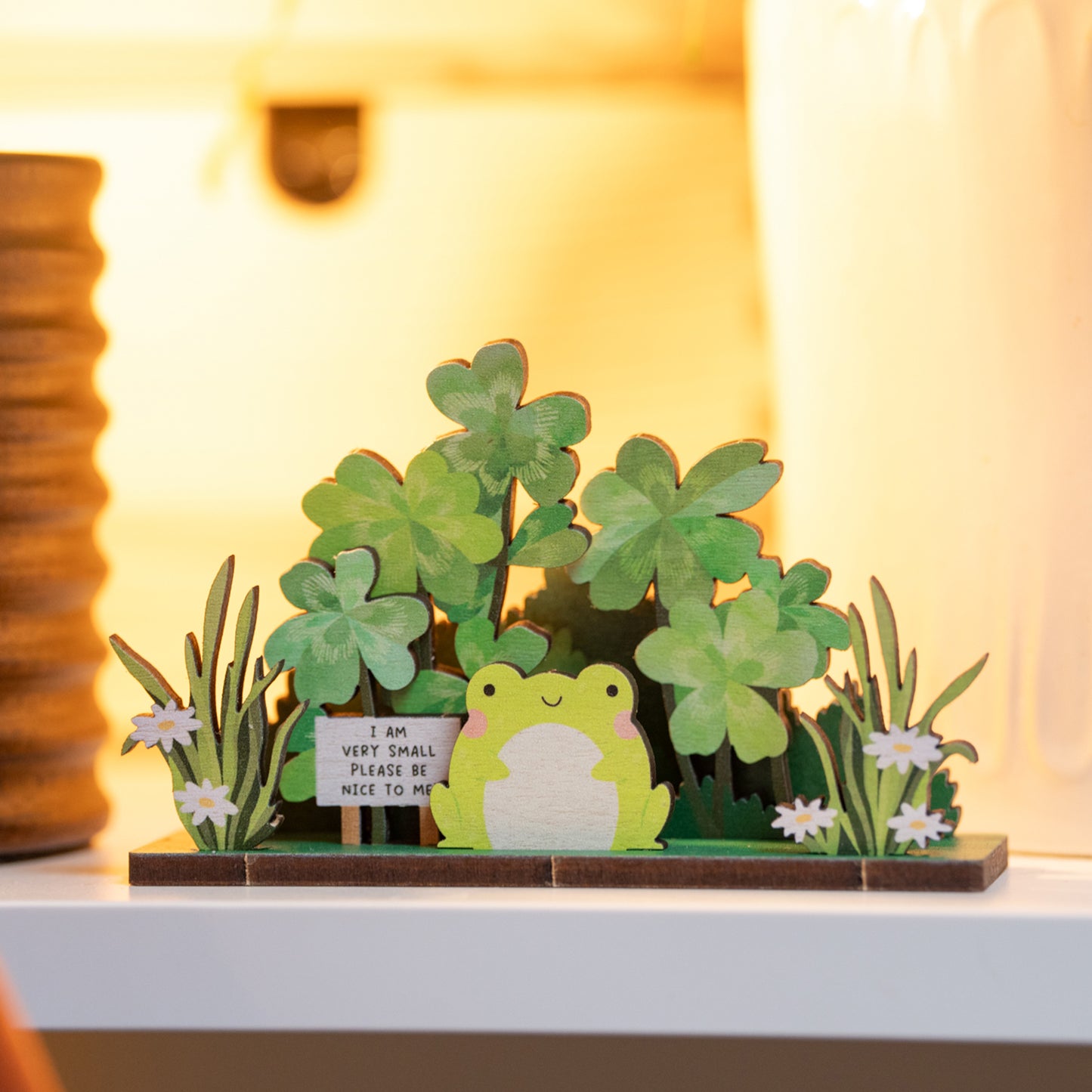 PLEASE BE NICE TO ME FROG DESK COMPANION