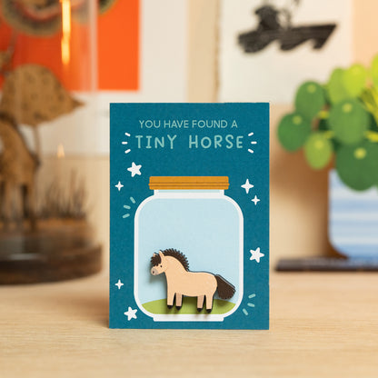 TINY HORSE PIN/MAGNET