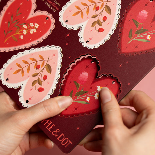 FLORAL HEARTS VALENTINES GARLAND