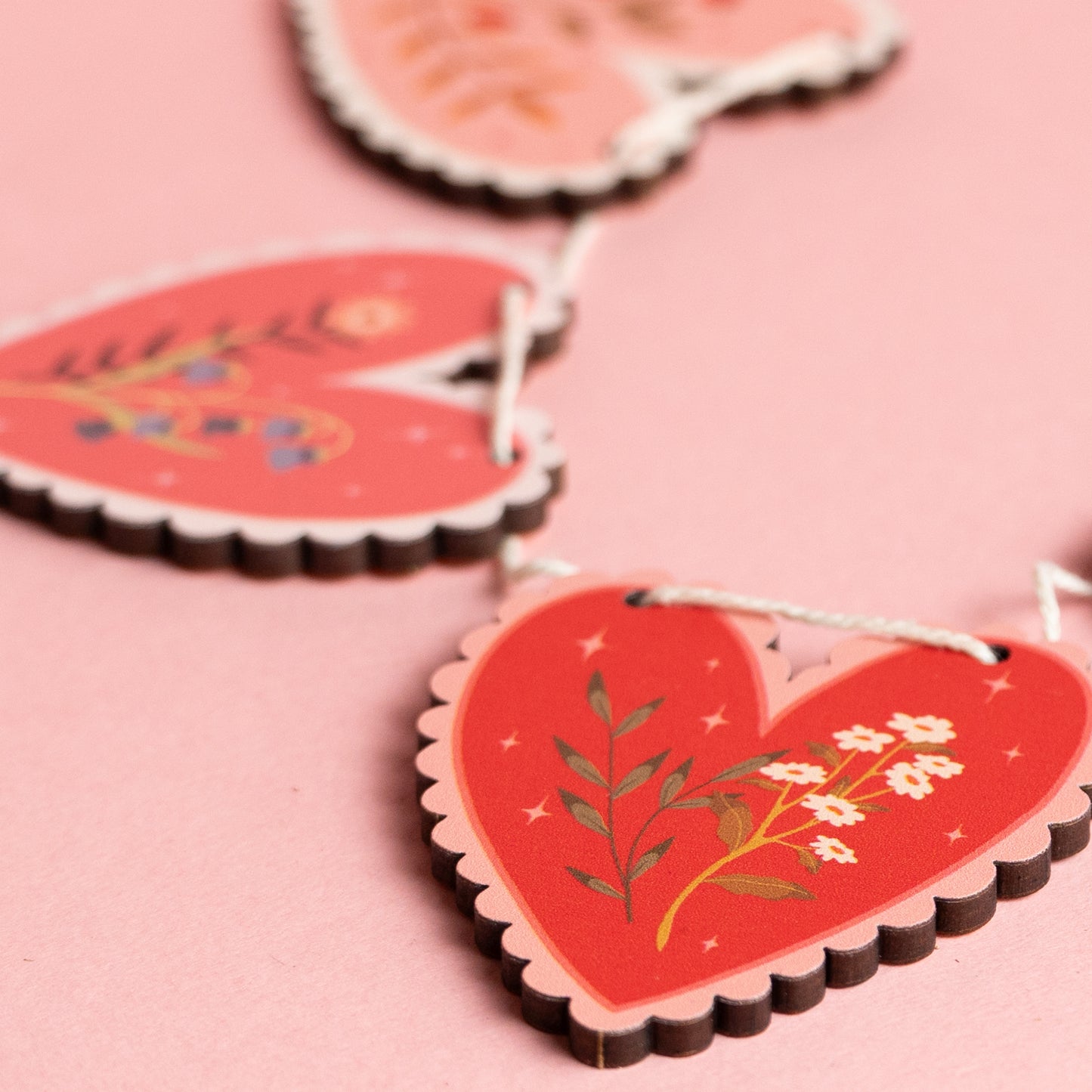 FLORAL HEARTS VALENTINES GARLAND