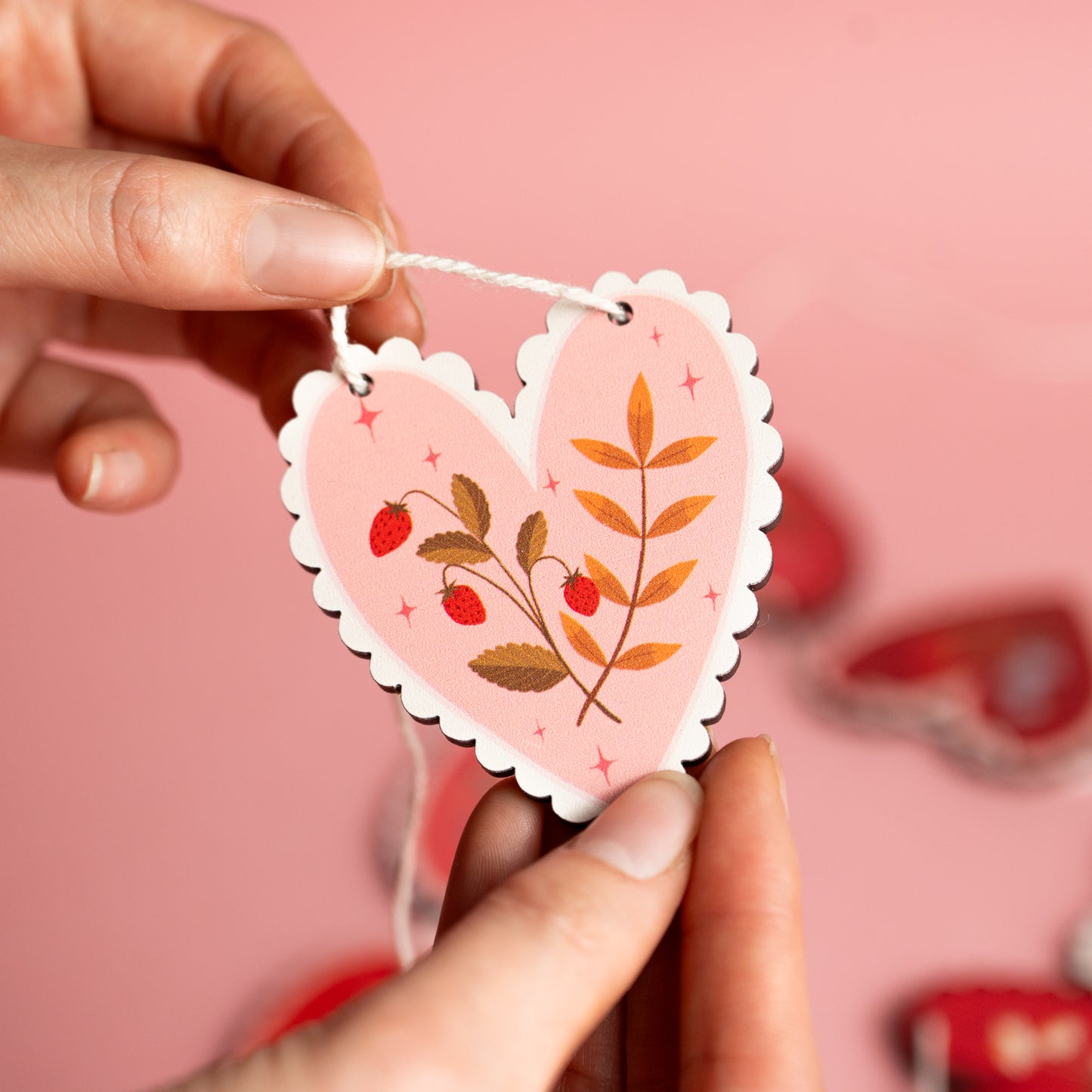 FLORAL HEARTS VALENTINES GARLAND