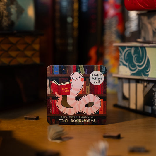BOOKWORM PIN/MAGNET