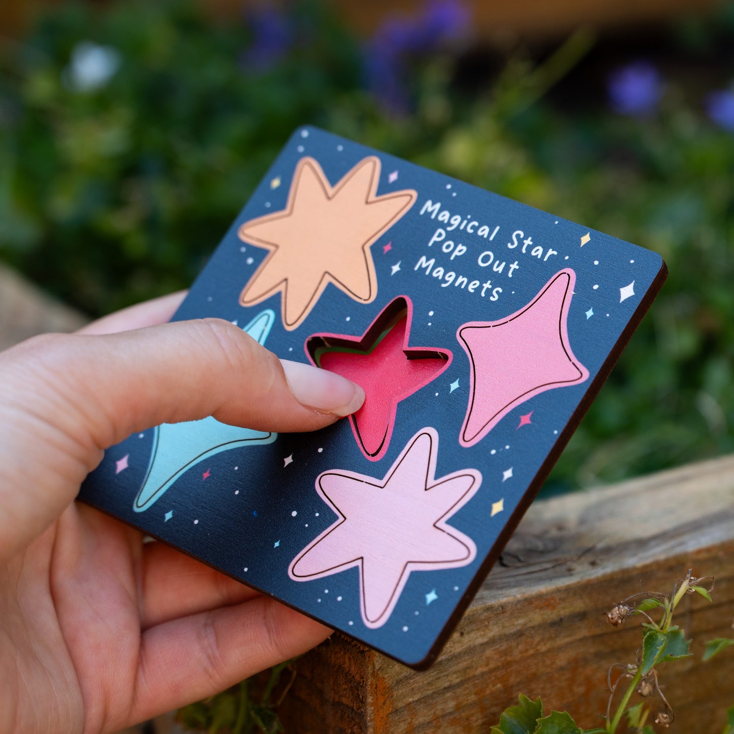 COLOURFUL STAR POP OUT MAGNETS
