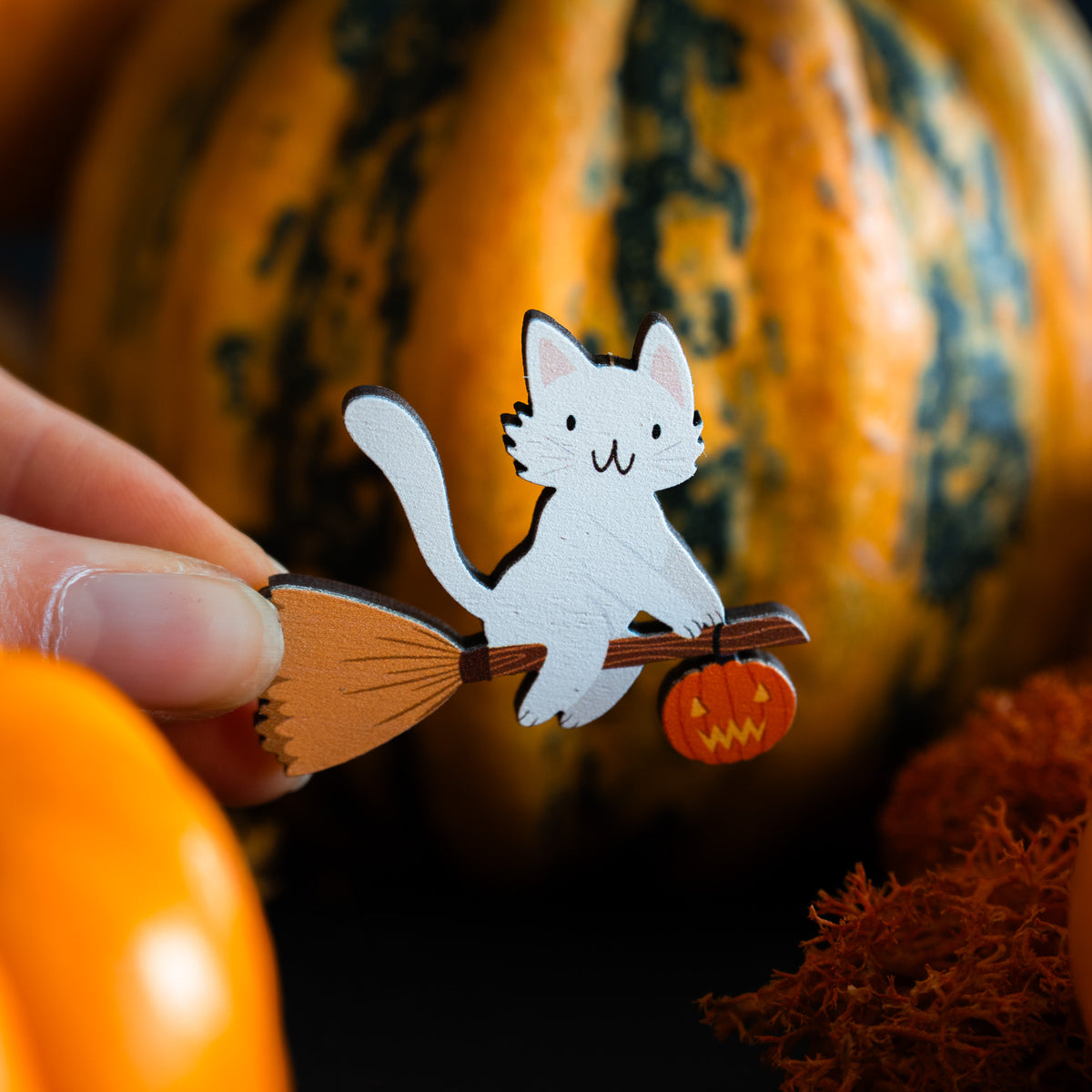FLYING KITTENS HALLOWEEN POP OUT MAGNETS