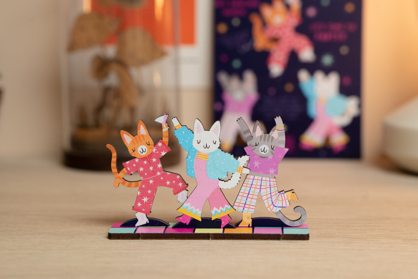 WHOLESALE - DANCING QUEEN DISCO CATS WOODEN POP OUT CARD - PACK OF 8